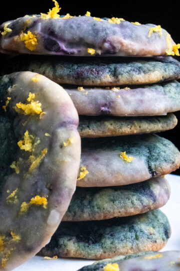 Picture of lemon blueberry cookies.